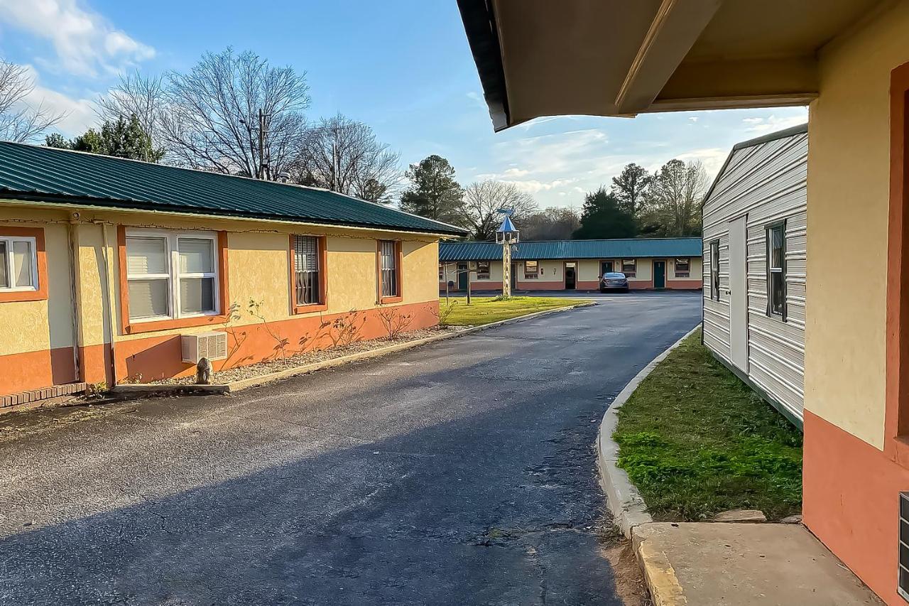 Hotel O Tallassee Hwy 14 المظهر الخارجي الصورة