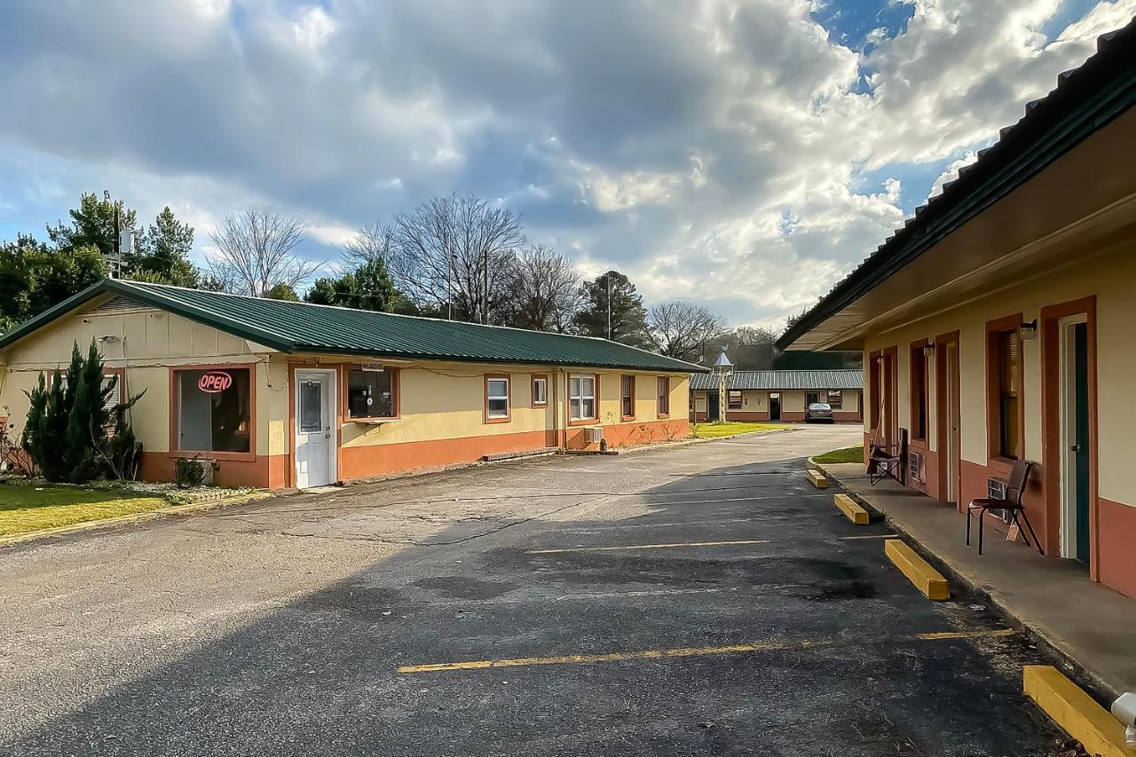 Hotel O Tallassee Hwy 14 المظهر الخارجي الصورة