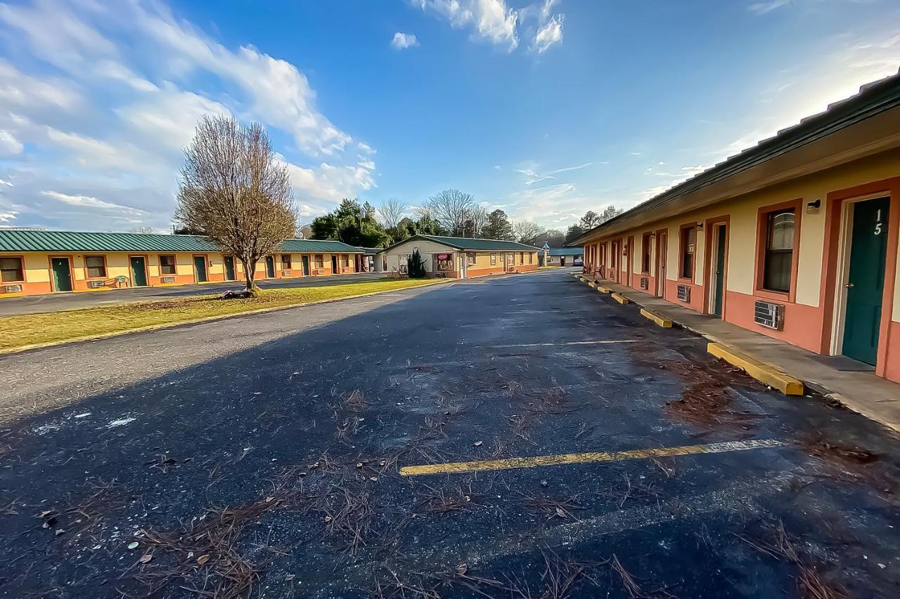 Hotel O Tallassee Hwy 14 المظهر الخارجي الصورة